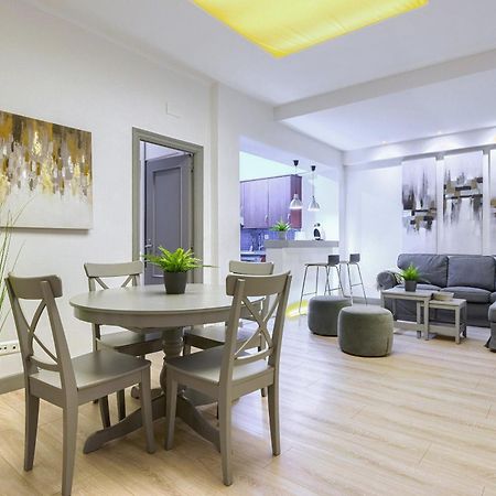 Апартаменты Tristan Vivienda Turistica De Diseno Con Ac Бильбао Экстерьер фото